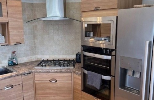 Hunstanton Cabin | Beautiful lodge at Manor Park in Norfolk ref 23006Bu