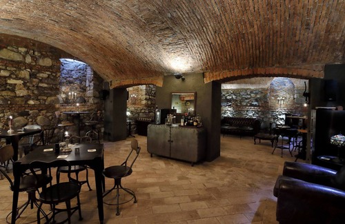 Canova Villa | Beautiful Loft in Historic Villa Near Milan, Lake Como and Monza