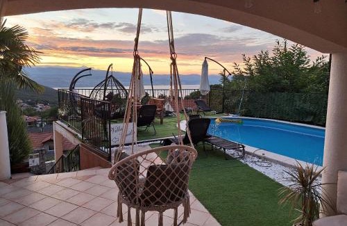 Opric Apartment | Beautiful Luxury Apartment in Villa Emily With Amazing Sea View