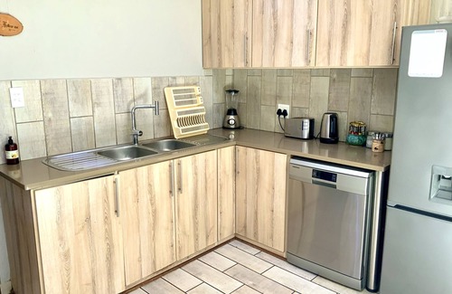 Marloth Park House | Beautiful modern home in the African bush, next to the Kruger National Park.