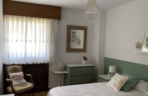 Zaragoza Centro Condo | Beautiful newly renovated apartment in Zaragoza