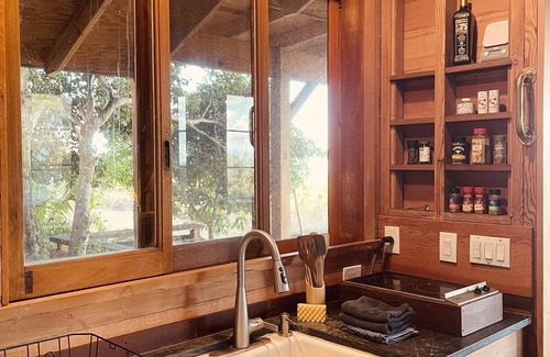 Pupukea Cottage | Beautiful North Shore Cottage. 30-day bookings minimum.