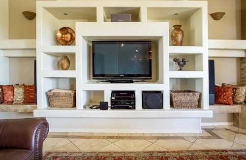 Tucson House | Beautiful Oasis in Tucson - Dove Mountain area