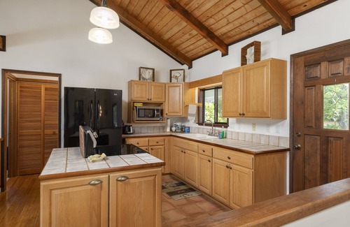 Kohala Estates House | Beautiful Ocean And Sunset Views Set On 3 Acres Of Private Land.