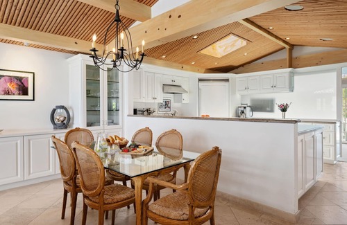 Toro Canyon House | Beautiful Oceanfront Home with Jacuzzi