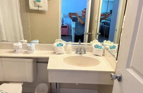 Daytona Beach Resort | Beautiful Oceanview with Queen size bed 527