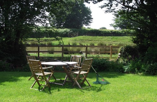 Ivybridge House | Beautiful one bedroom cottage, 5 miles coast, 3 miles dartmoor