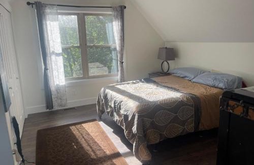 Arcadia House | Beautiful Overlooking Shoreline 3BDR Chalet ➠18396
