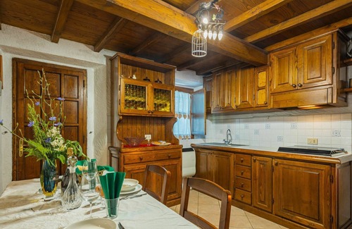 Stazzema House | Beautiful private villa for 4 guests