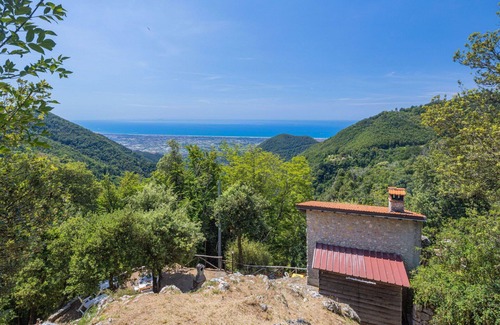 Stazzema House | Beautiful private villa for 4 guests