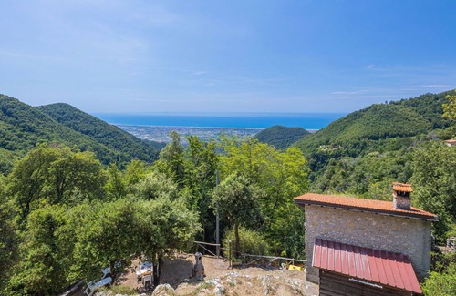 Stazzema House | Beautiful private villa for 4 guests