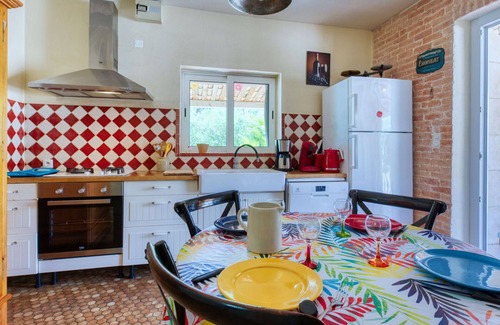 Naujac-Sur-Mer Villa | Beautiful private villa for 6 people with WIFI, TV, terrace and pets allowed