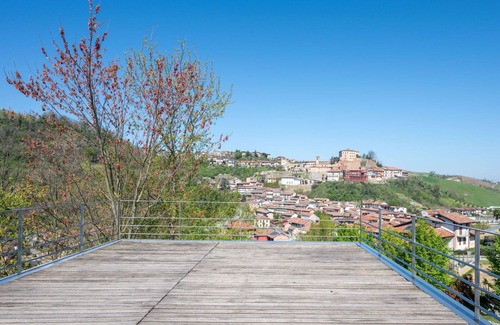 Castellinaldo Villa | Beautiful private villa with private pool, WIFI, A/C, TV, terrace, pets allowed and panoramic view