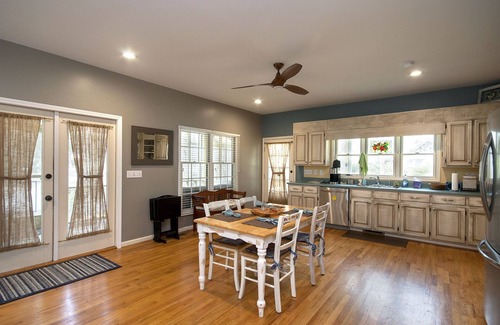 Sunset House | Beautiful private cottage on Eastatoee River