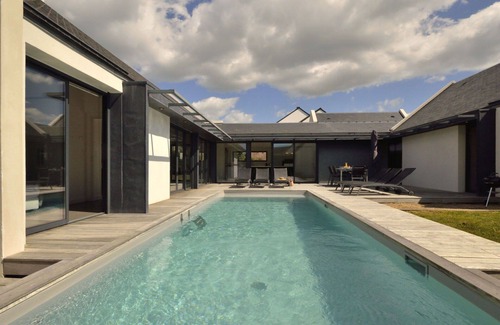Arzon House | Beautiful private villa for 8 guests with WIFI, private pool, TV and terrace