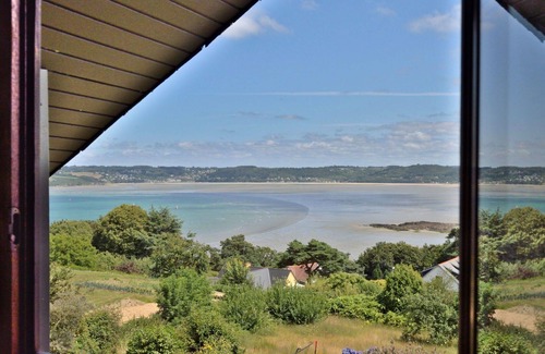 Cotes d'Armor House | Beautiful private villa for 8 people with WIFI, TV and pets allowed