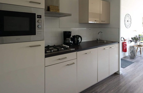 Bovenkarspel House | Beautiful private villa for 4 guests with WIFI, TV and terrace