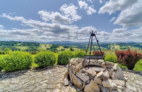 Czarny Dunajec House | Beautiful private villa for 7 guests with WIFI, TV, patio, pets allowed and parking
