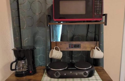 Foothills House | Beautiful private room, garden!