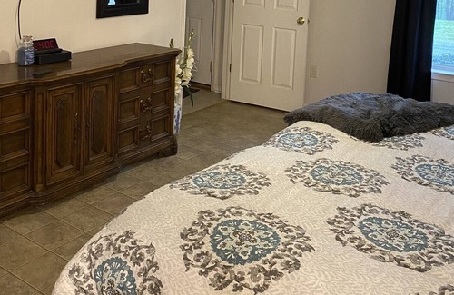 Elliottsburg House | Beautiful Private Home in the Country-Pets welcome-Fenced in Yard w/Doggy Door