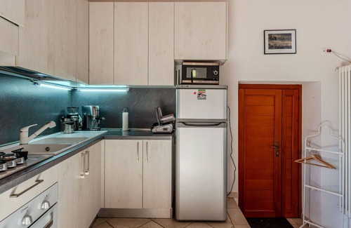 Montemezzo House | Beautiful private villa for 4 people with WIFI, terrace and panoramic view