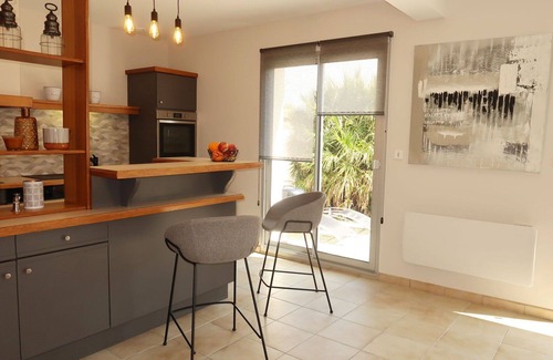 Kerlouet House | Beautiful private villa for 8 guests with WIFI, TV and terrace