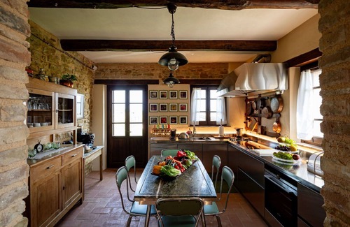 Castel Ritaldi Villa | Beautiful private villa with private pool, WIFI, A/C, TV, patio and panoramic view, close to Spo.