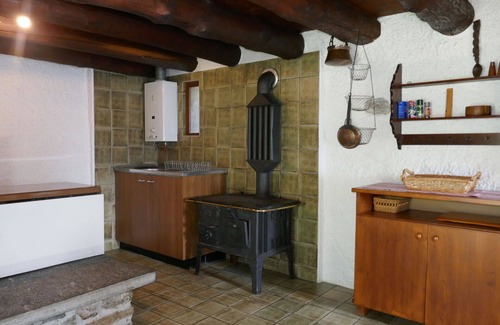 Acquarossa House | Beautiful private villa for 4 guests with WIFI, TV, terrace and pets allowed