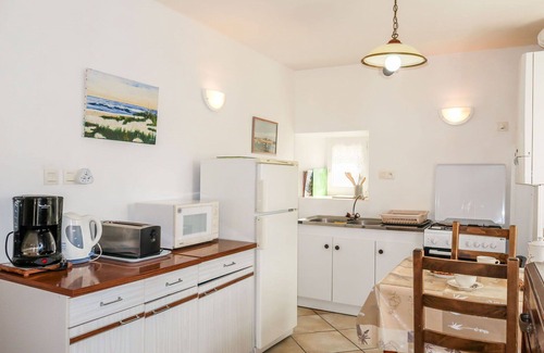 Ploemeur House | Beautiful private villa for 4 guests with TV and pets allowed