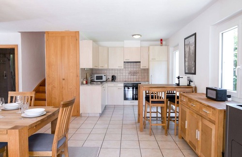 Champex-Lac House | Beautiful private villa for 8 guests with WIFI, TV, terrace and pets allowed