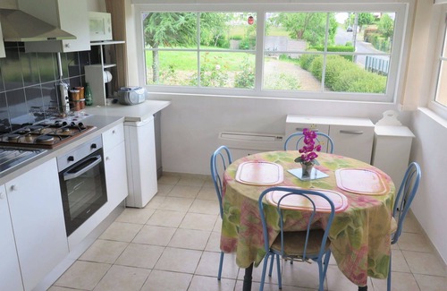 Lascaux Villa | Beautiful private villa for 4 people with TV, terrace, pets allowed and panoramic view