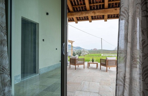 Novello House | Beautiful private villa for 10 people with A/C, WIFI, private pool, terrace and panoramic view