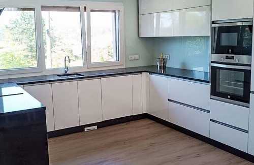 Esposende Villa | Beautiful private villa for 6 guests with private pool, WIFI, TV, patio and panoramic view