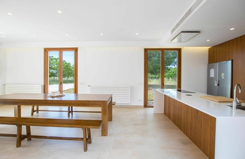 Sencelles House | Beautiful private villa with WIFI, A/C, private pool, TV, patio, panoramic view and parking