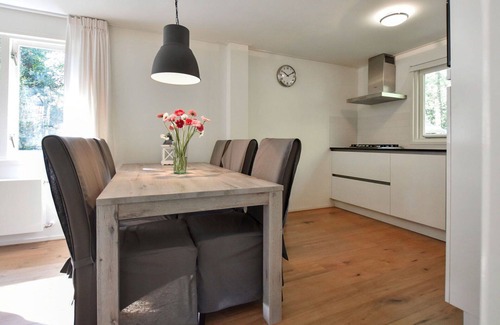 Norg House | Beautiful private villa for 6 guests with WIFI, TV, terrace and parking