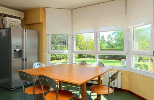 Reus Villa | Beautiful private villa for 8 guests with A/C, private pool, WIFI, TV and patio