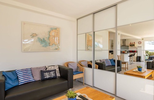 Plouarzel House | Beautiful private villa for 6 guests with WIFI, TV, terrace and parking