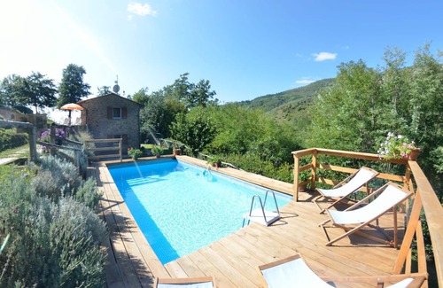 Pontito Villa | Beautiful private villa with WIFI, private pool, A/C, TV, terrace, pets allowed and panoramic view