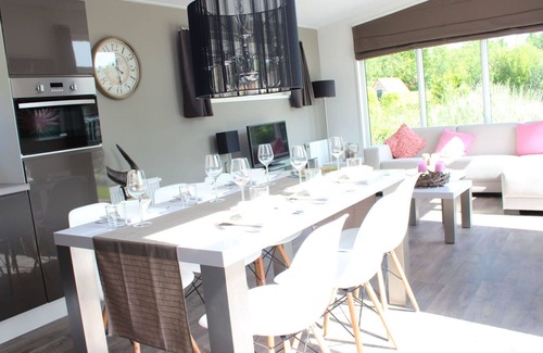Susteren House | Beautiful private villa for 6 guests with pool, WIFI, TV, terrace and parking