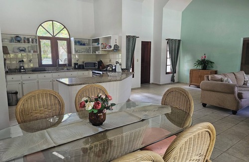 La Mulata I Villa | Beautiful, private villa with private pool, Newly Renovated, close to beaches.