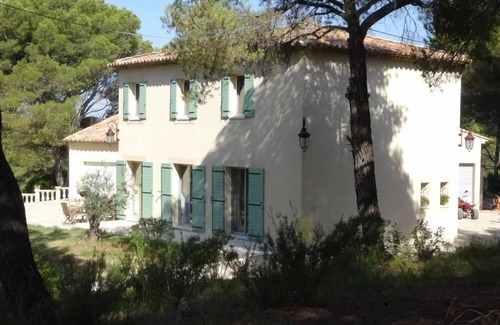 Ventabren Villa | Beautiful property close to all amenities but quiet in 4 h