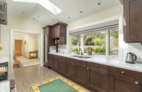 San Rafael House | Beautiful, quiet, and modern home with a pool in sunny San Rafael