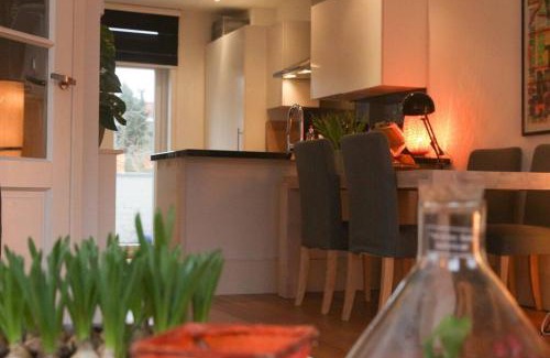 Rijswijk Apartment | Beautiful quiet family-apartment near The Hague