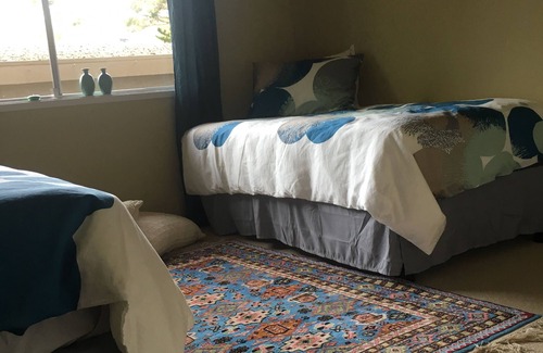 Fairfax Apartment | Beautiful quiet retreat with beautiful view