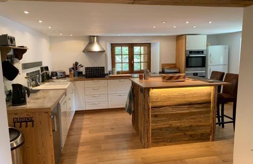 Araches-la-Frasse Ski Chalet | Beautiful renovated chalet near ski resort France