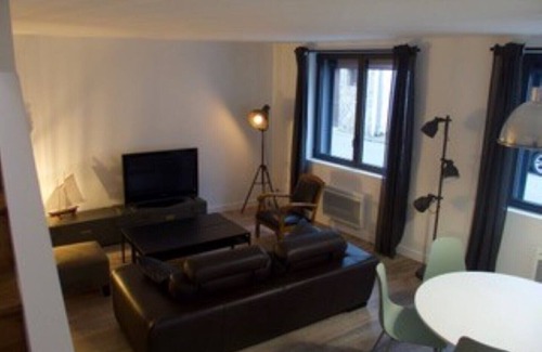 Treffiagat House | Beautiful renovated house on the waterfront