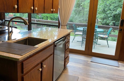 Canton House | Beautiful River & Creekfront Chalet near Waynesville & GSMNP! Fast Free WiFi!