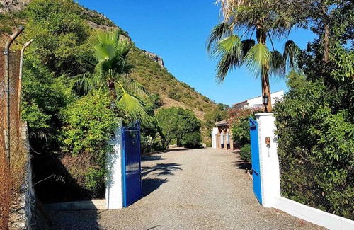 Cartama Villa | Beautiful Rustic Villa with Private Pool overlooking Spectacular Mountain Views