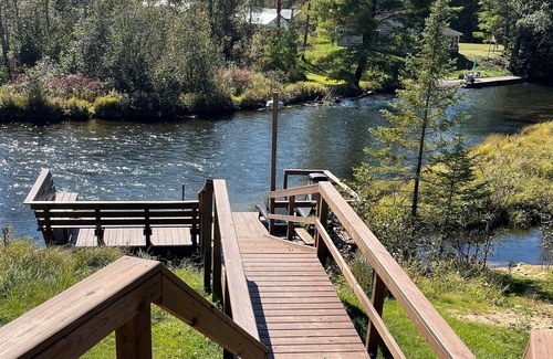 Grayling House | Beautiful spacious cabin with 20+ Acres on the Au Sable River!