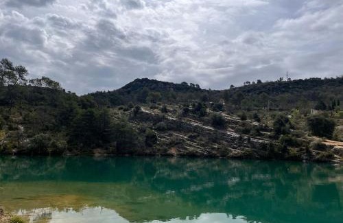 Esparron-de-Verdon Apartment | Beautiful studio terrace with Esparron lake view 4 people